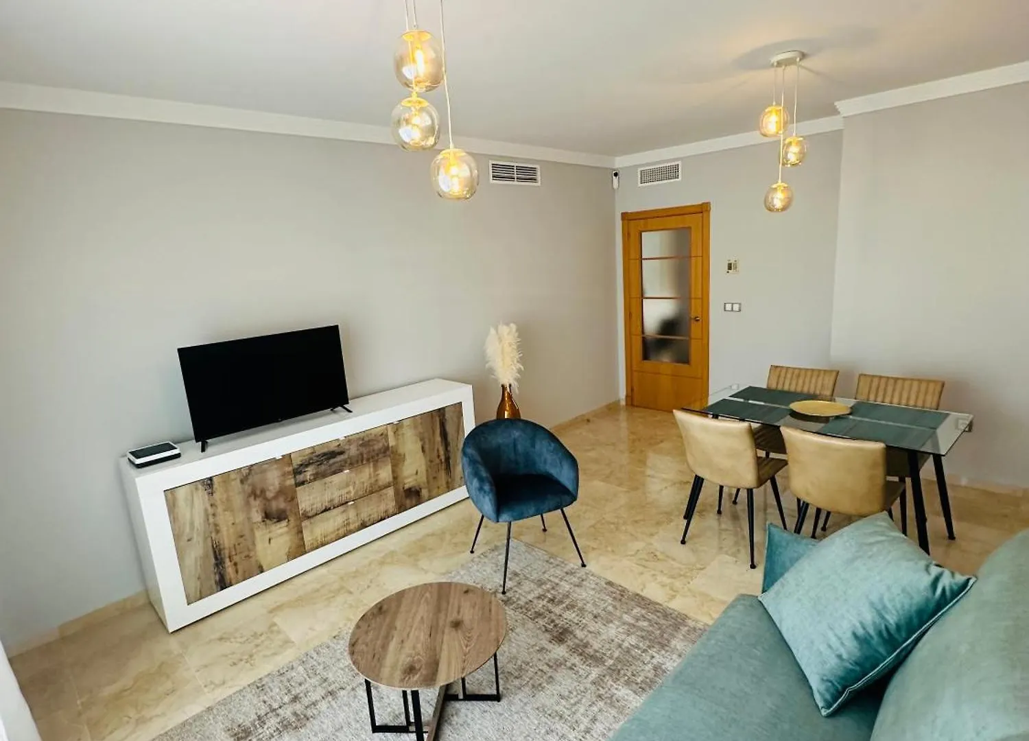 Apartment Golden Horizon Costa Del Sol, Duquesa Residence San Luis de Sabinillas